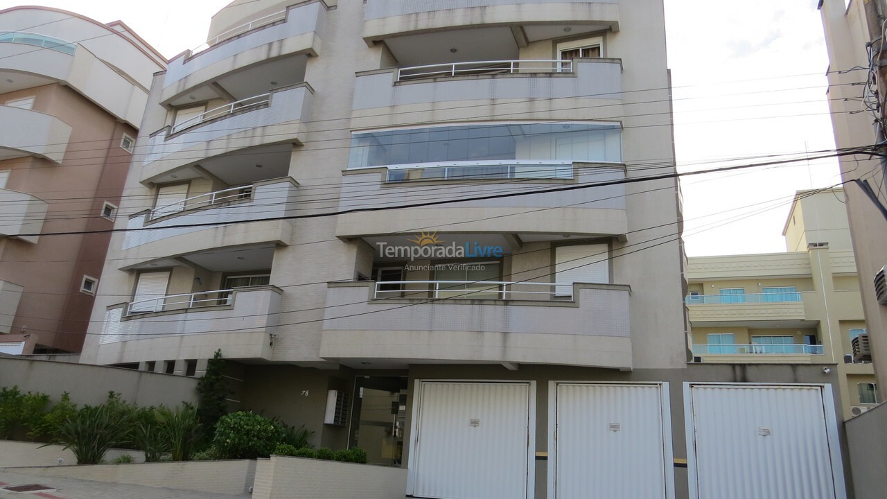 Apartamento para aluguel de temporada em Bombinhas (Praia de Bombas)