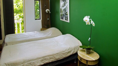 JOÁ 10 QUARTOS - ATÉ 30 HOSPEDES - VISTÃO MAR