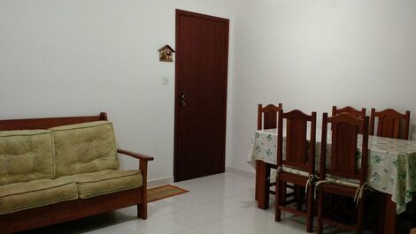 Vista oposta da sala do apto