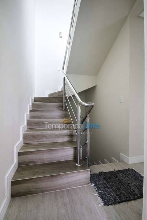 Casa para aluguel de temporada em Bombinhas (Mariscal)