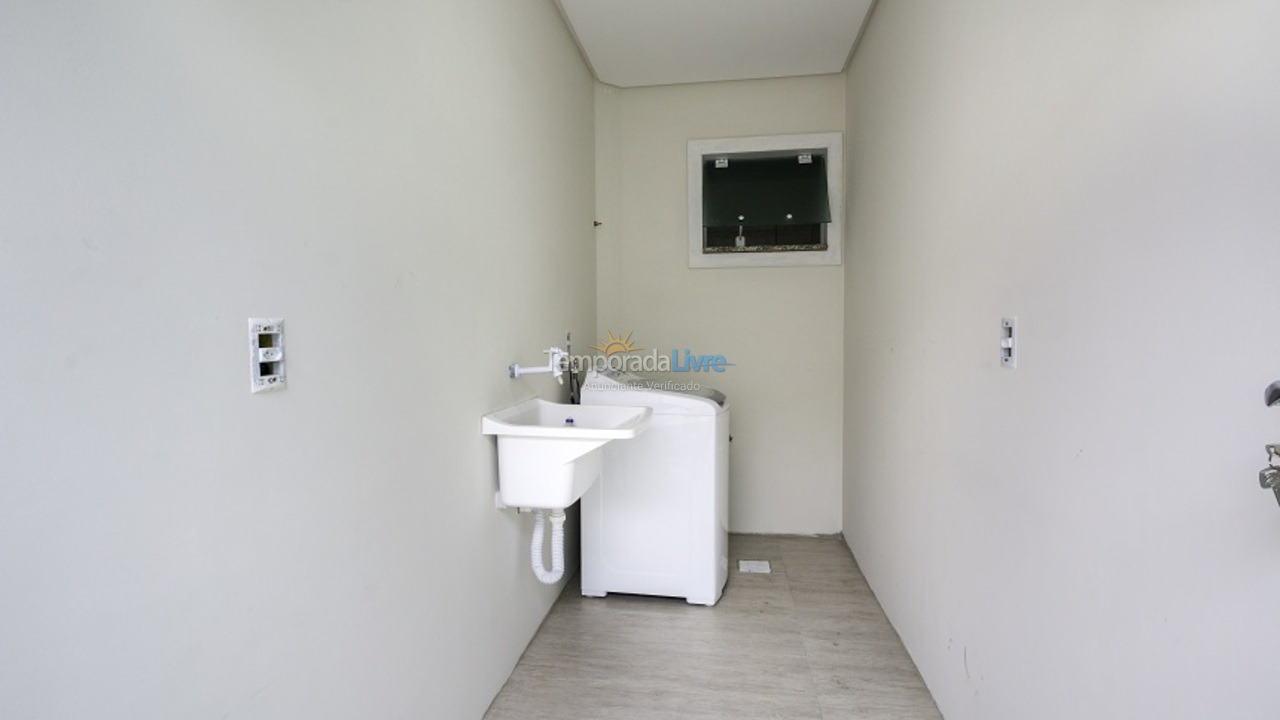 Casa para aluguel de temporada em Bombinhas (Mariscal)