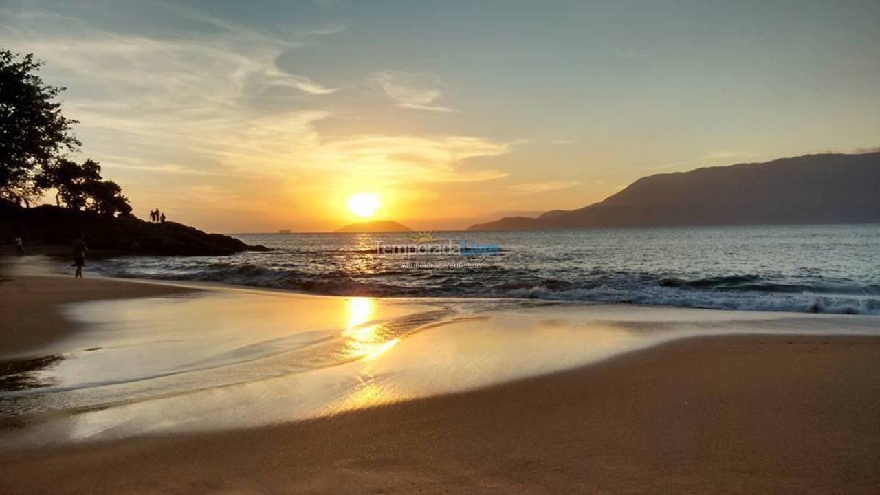 Apartment for vacation rental in Ilhabela (Praia do Curral Grande)