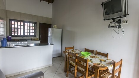 Excellent apartments for season 100 meters from the beach Maranduba