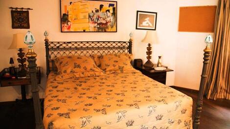 ENCANTO Y COWN EN JOÁ, CERCA DE LA PLAYA