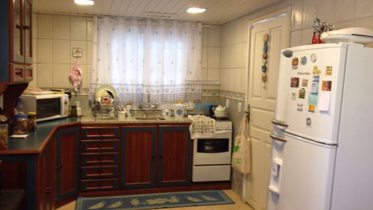 Casa para aluguel de temporada em Gramado (Floresta)