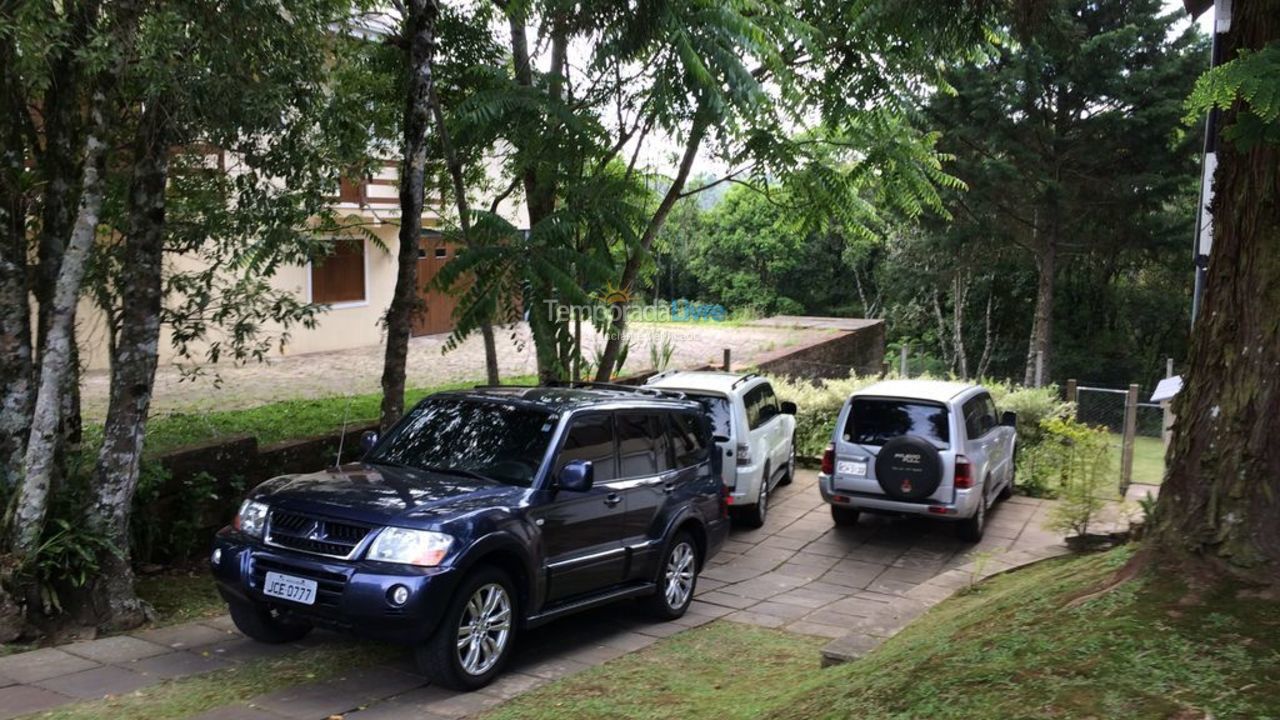 Casa para aluguel de temporada em Gramado (Floresta)