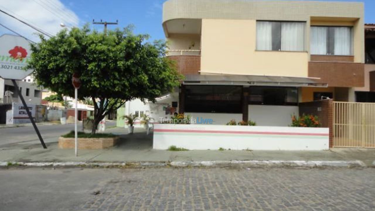 Casa para aluguel de temporada em Aracaju (Atalaia)