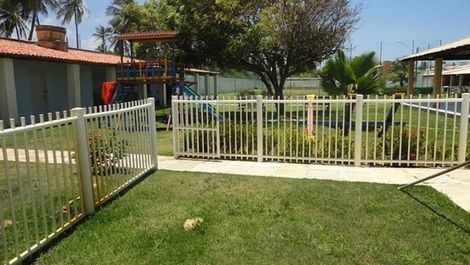 Hermosa casa en condominio de vacaciones en la playa Aruana en.