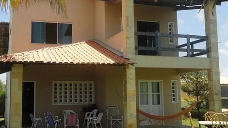 Hermosa casa en condominio de vacaciones en la playa Aruana en.