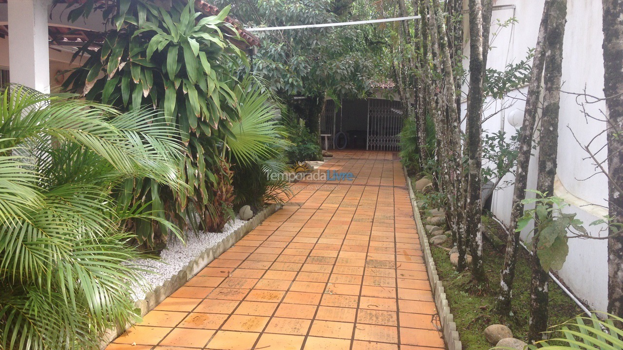 Casa para aluguel de temporada em Guaratuba (Brejatuba)