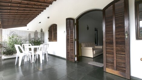 Apartamentos de alquiler por temporada en Maranduba Beach en Ubatuba