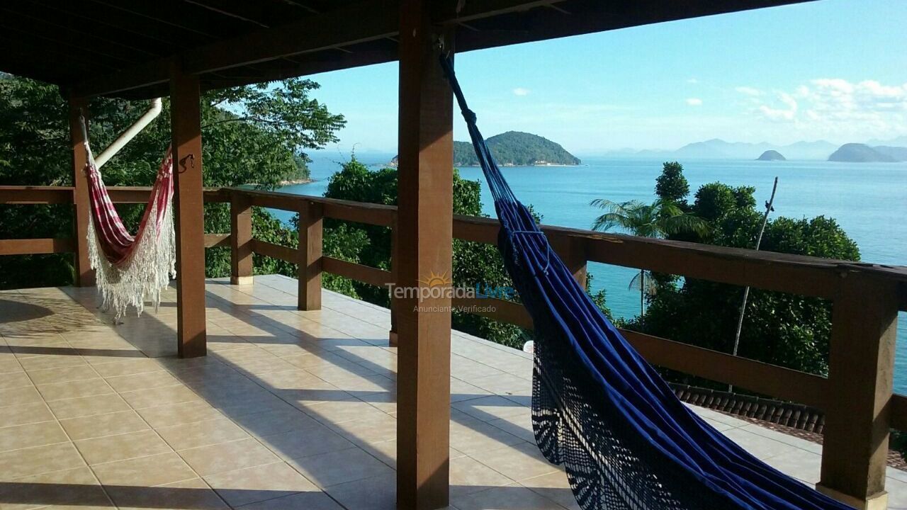 House for vacation rental in Ubatuba (Praia da Almada)