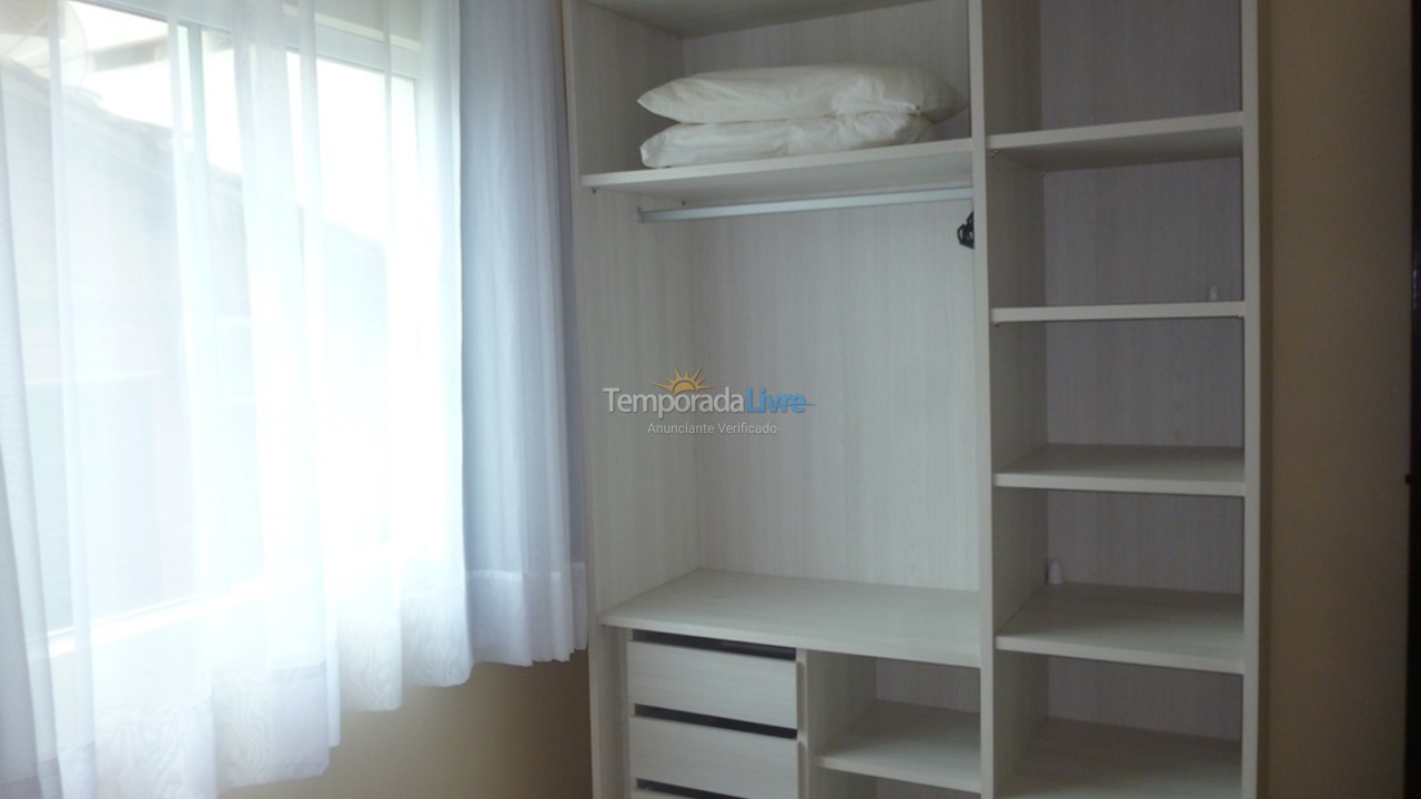 Apartment for vacation rental in Bombinhas (Praia de Bombinhas)