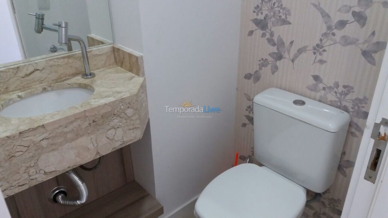 Apartamento para aluguel de temporada em Bombinhas (Praia de Bombinhas)