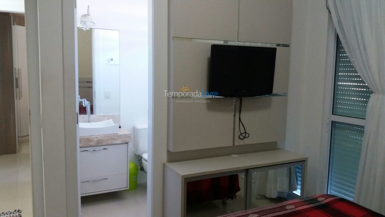 Apartamento para aluguel de temporada em Bombinhas (Praia de Bombinhas)