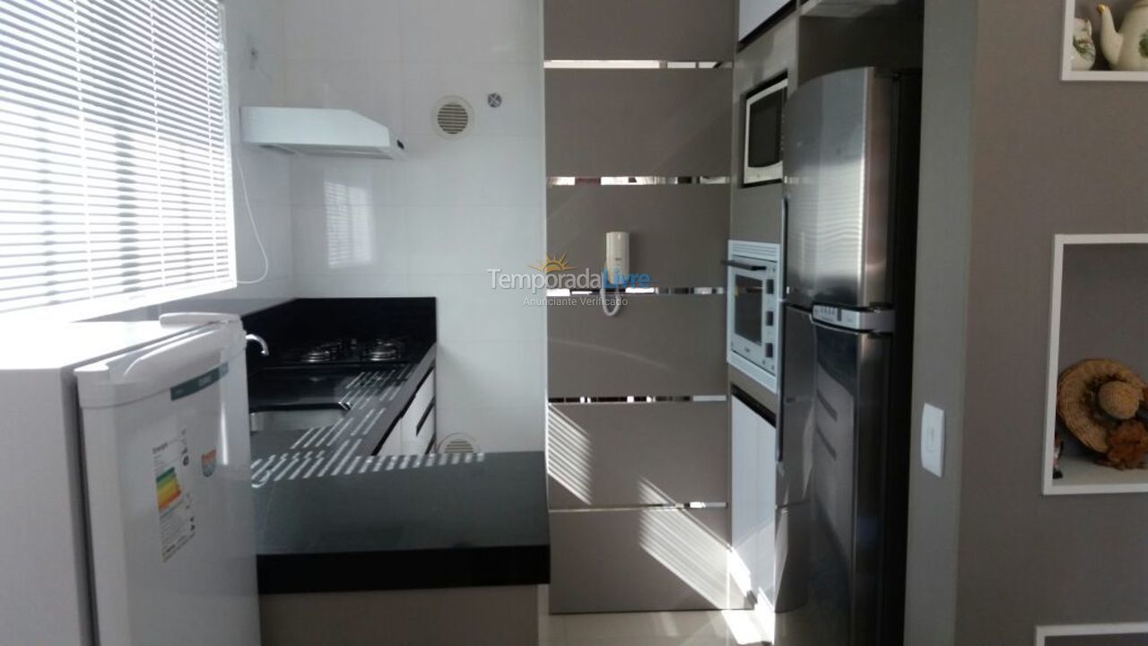 Apartamento para aluguel de temporada em Bombinhas (Praia de Bombinhas)