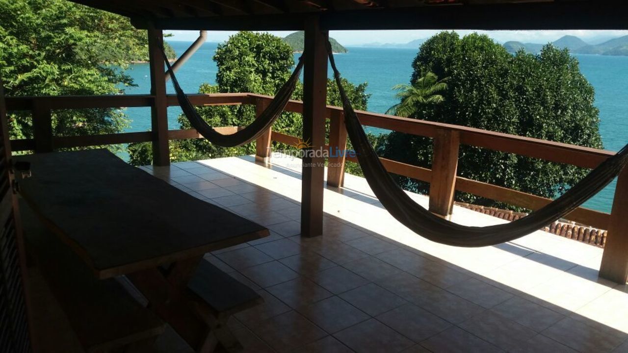 House for vacation rental in Ubatuba (Praia da Almada)