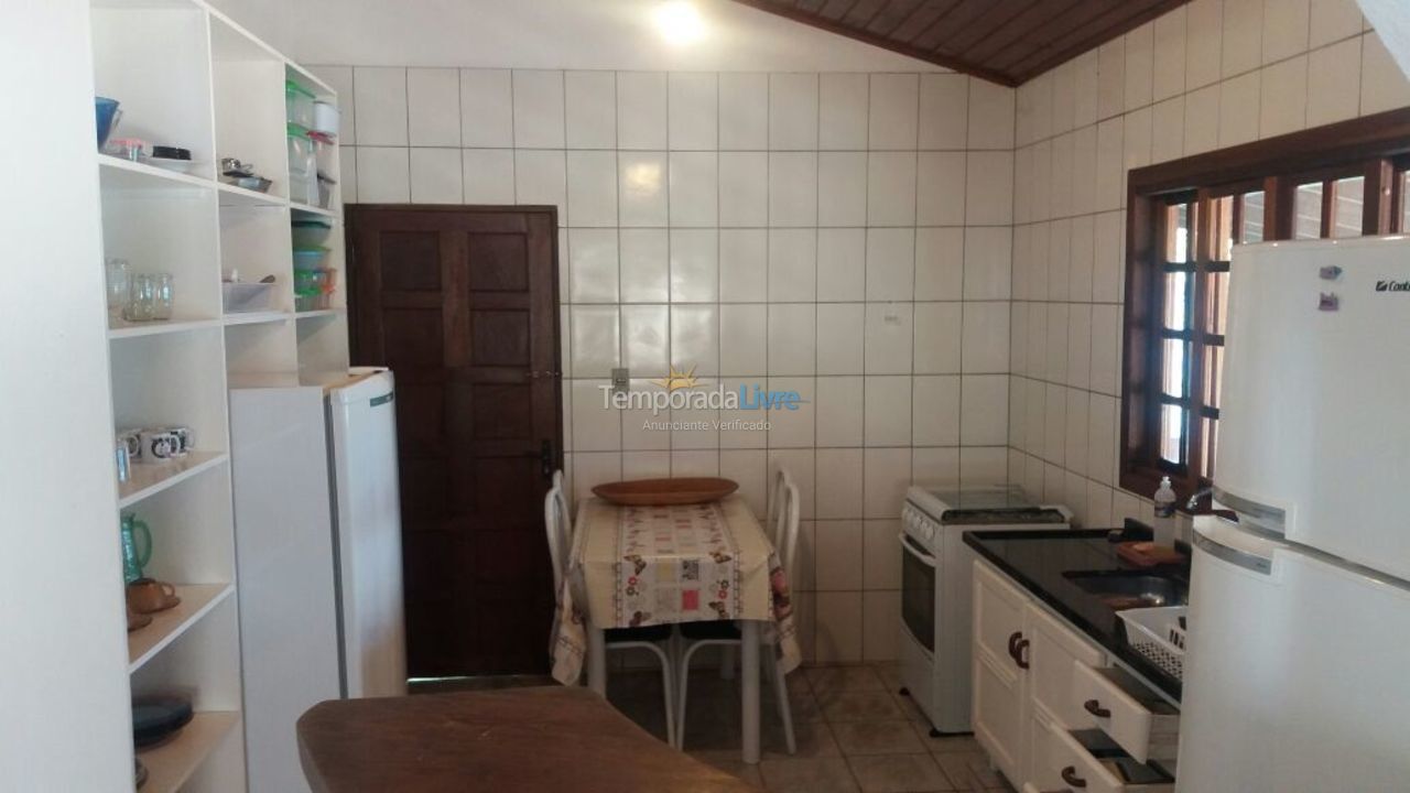 House for vacation rental in Ubatuba (Praia da Almada)