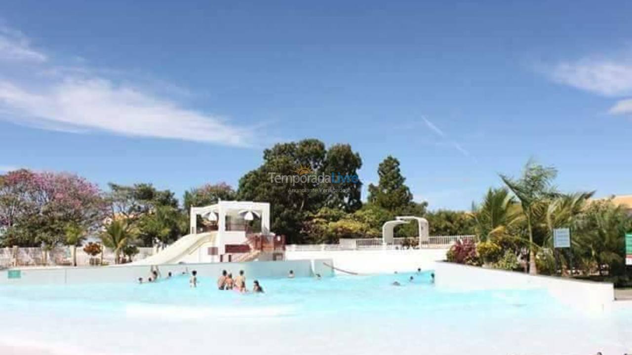 Apartamento para aluguel de temporada em Caldas Novas (Solar de Caldas)