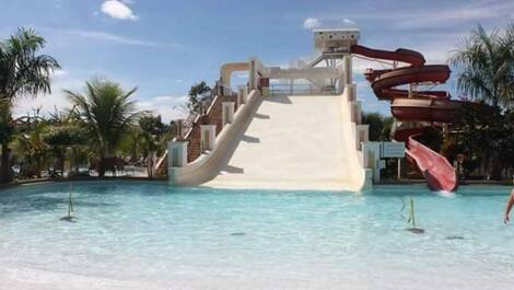 LACQUA DI ROMA Apartamento 1 quarto para temporada em Caldas Novas