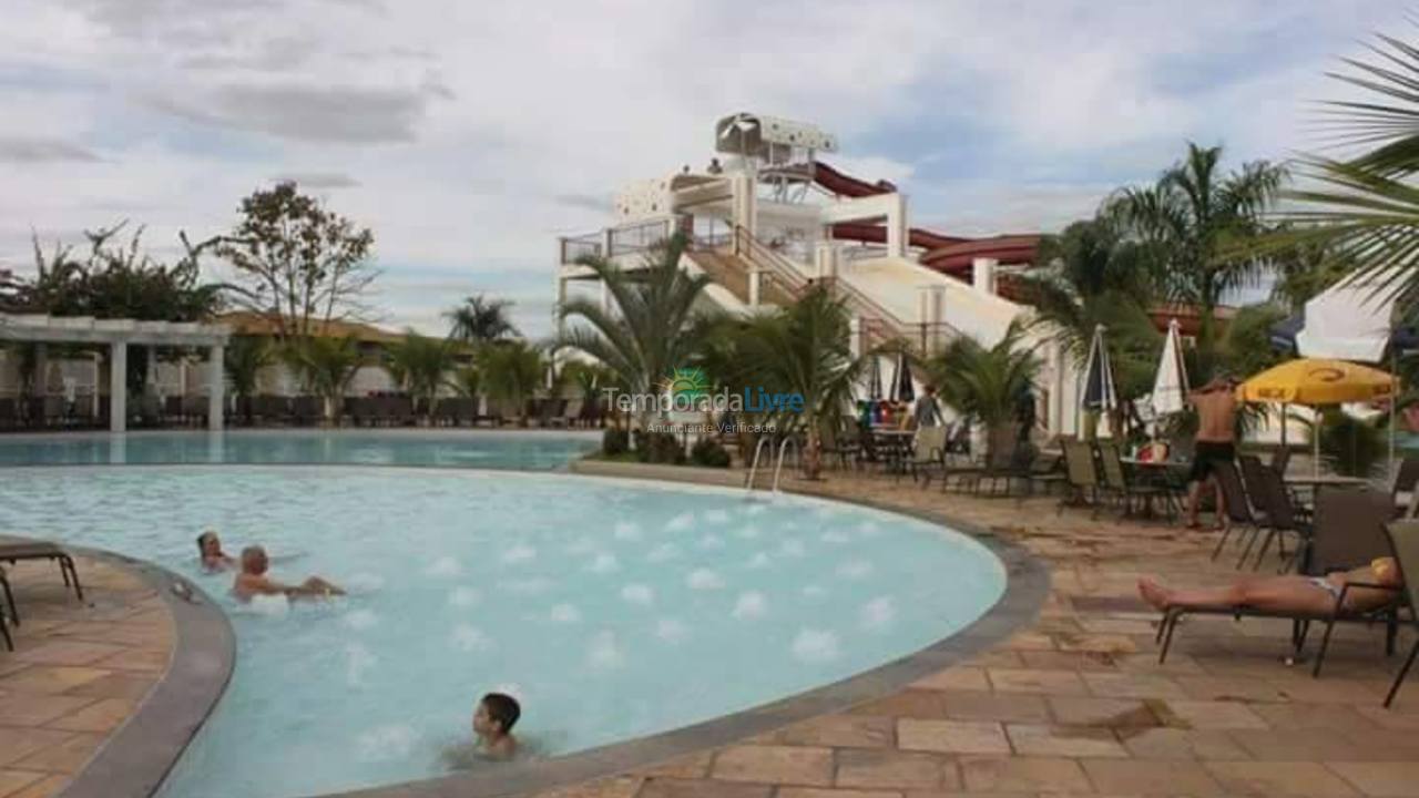 Apartamento para aluguel de temporada em Caldas Novas (Solar de Caldas)