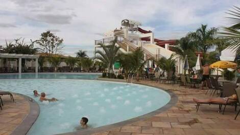 LACQUA DI ROMA Apartamento 1 quarto para temporada em Caldas Novas