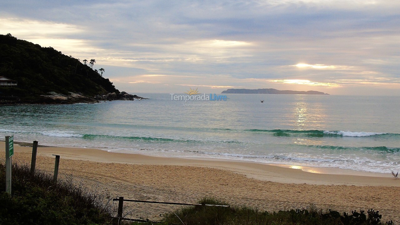 Apartment for vacation rental in Bombinhas (Praia de Quatro Ilhas)