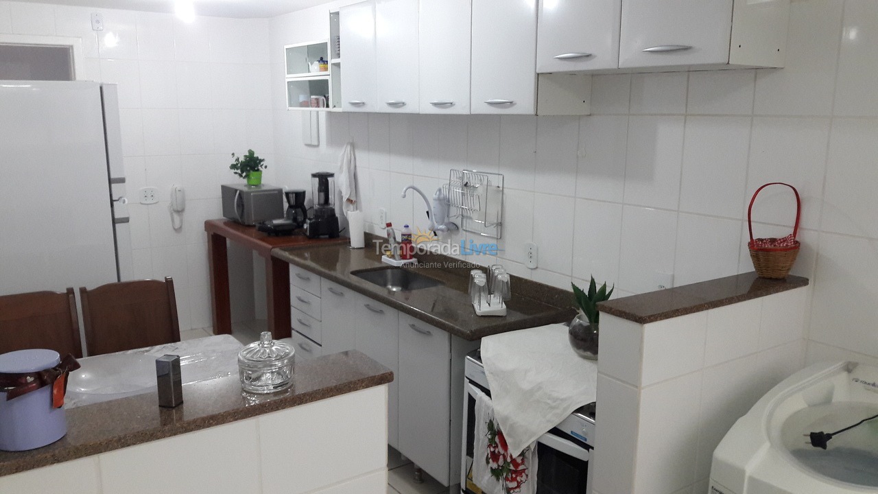 Apartamento para aluguel de temporada em Guarapari (Praia do Morro)