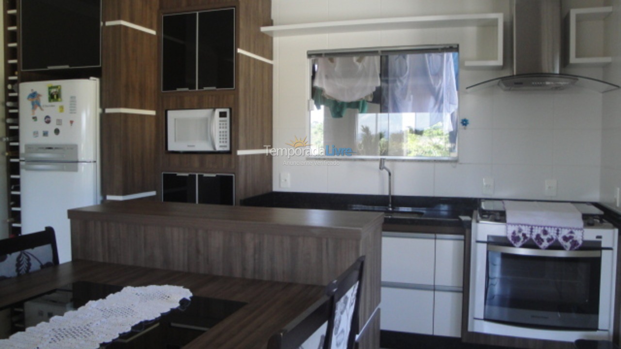 Apartamento para aluguel de temporada em Florianópolis (Ponta das Canas)
