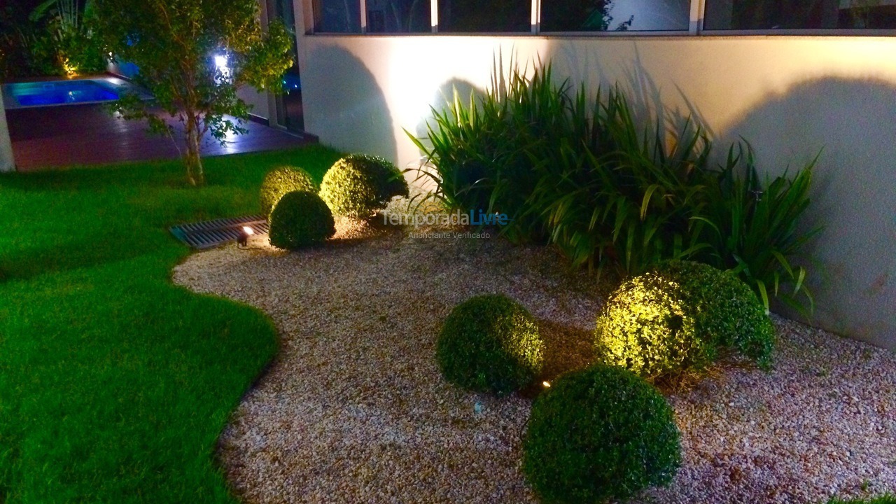 Apartamento para aluguel de temporada em Florianopolis (Jurerê Internacional)