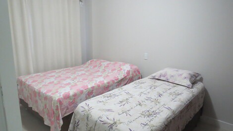 2º QUARTO COM 1 CAMA DE CASAL E 1 CAMA DE SOLTERIO 1 CAMA AUXILIAR