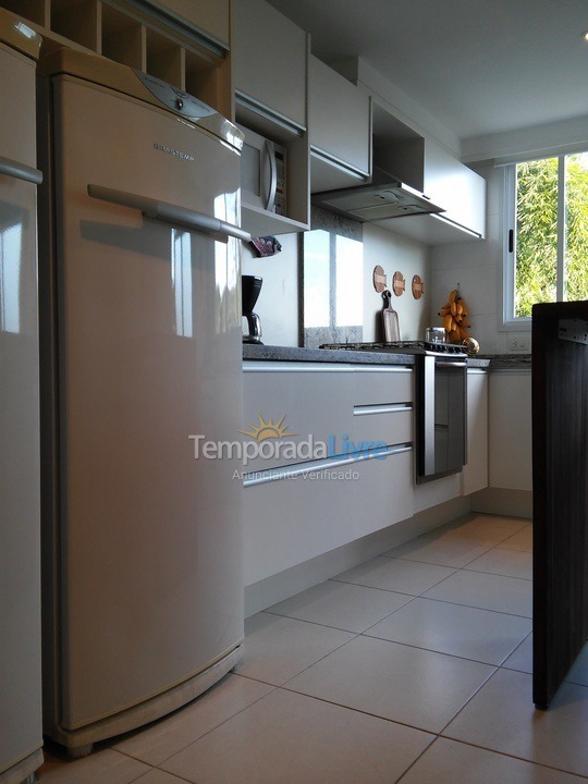 Apartamento para aluguel de temporada em Florianópolis (Cachoeira do Bom Jesus)