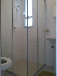 Luxuoso Apto com 3 Suítes ampla visão do mar!