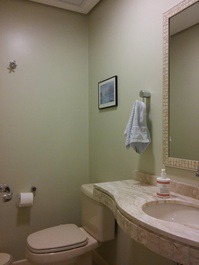 Luxuoso Apto com 3 Suítes ampla visão do mar!