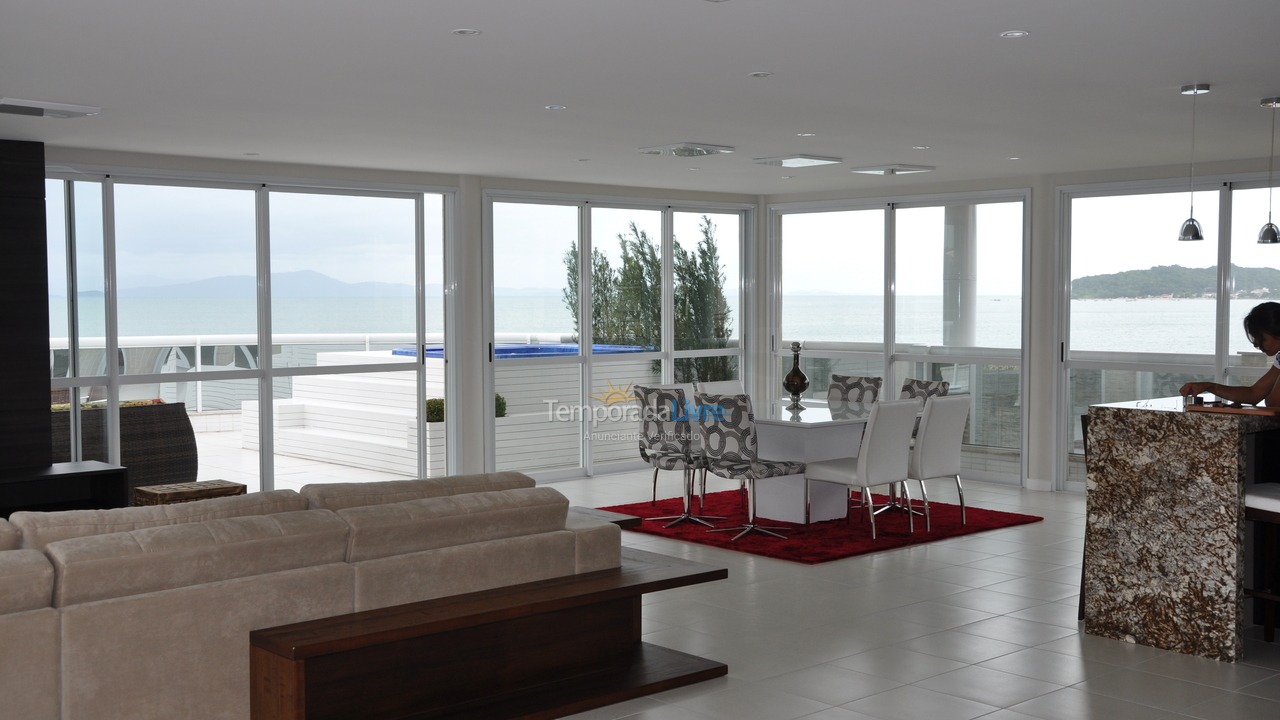 Apartamento para alquiler de vacaciones em Florianópolis (Cachoeira do Bom Jesus)