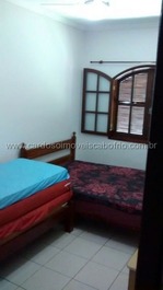 CASA DÚPLEX 2 QUARTOS Á 3 QUADRAS DA PRAIA DO FORTE 5 MINUTOS ANDANDO.