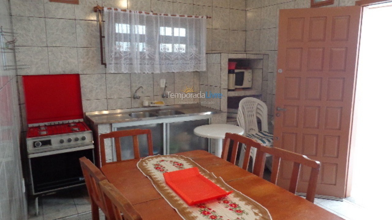 Casa para alquiler de vacaciones em São Francisco do Sul (Enseada)