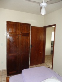 ÓTIMO APARTAMENTO A 70M DO MAR, AC, ÁGUA DE POÇO