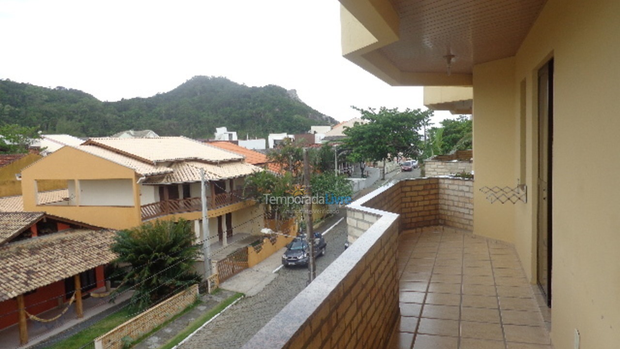 Apartamento para aluguel de temporada em São Francisco do Sul (Enseada)