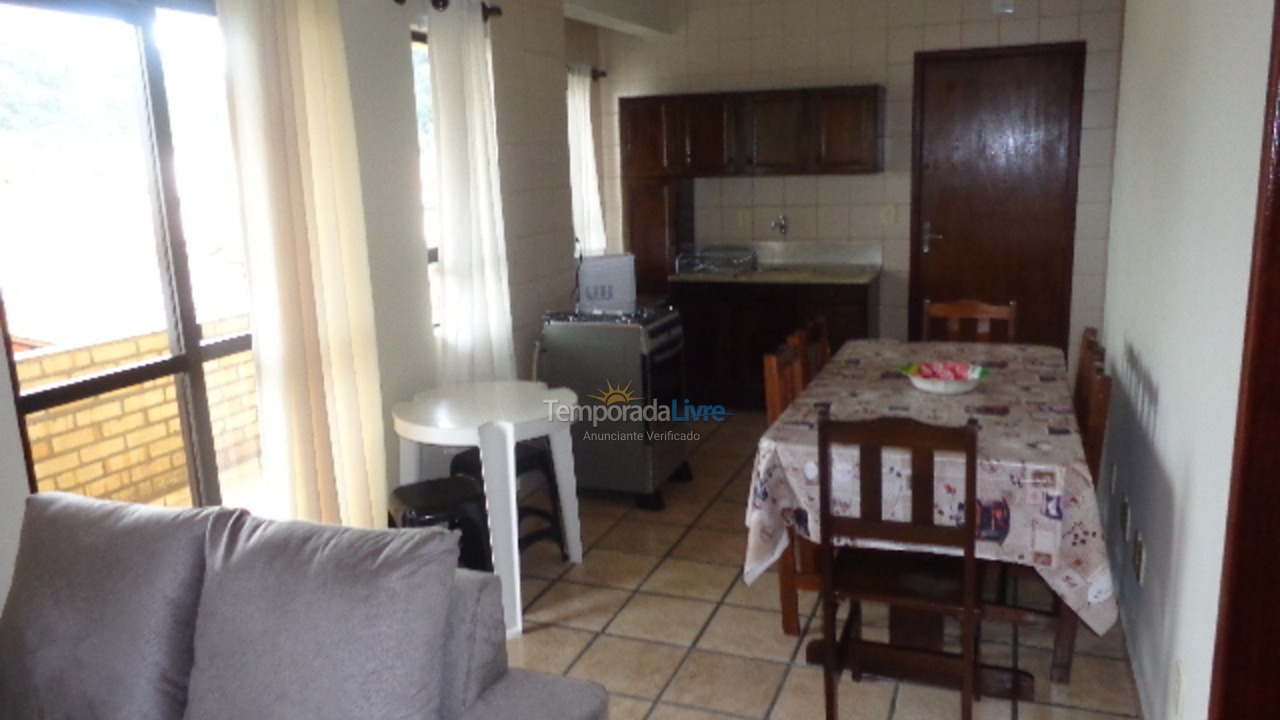 Apartamento para aluguel de temporada em São Francisco do Sul (Enseada)
