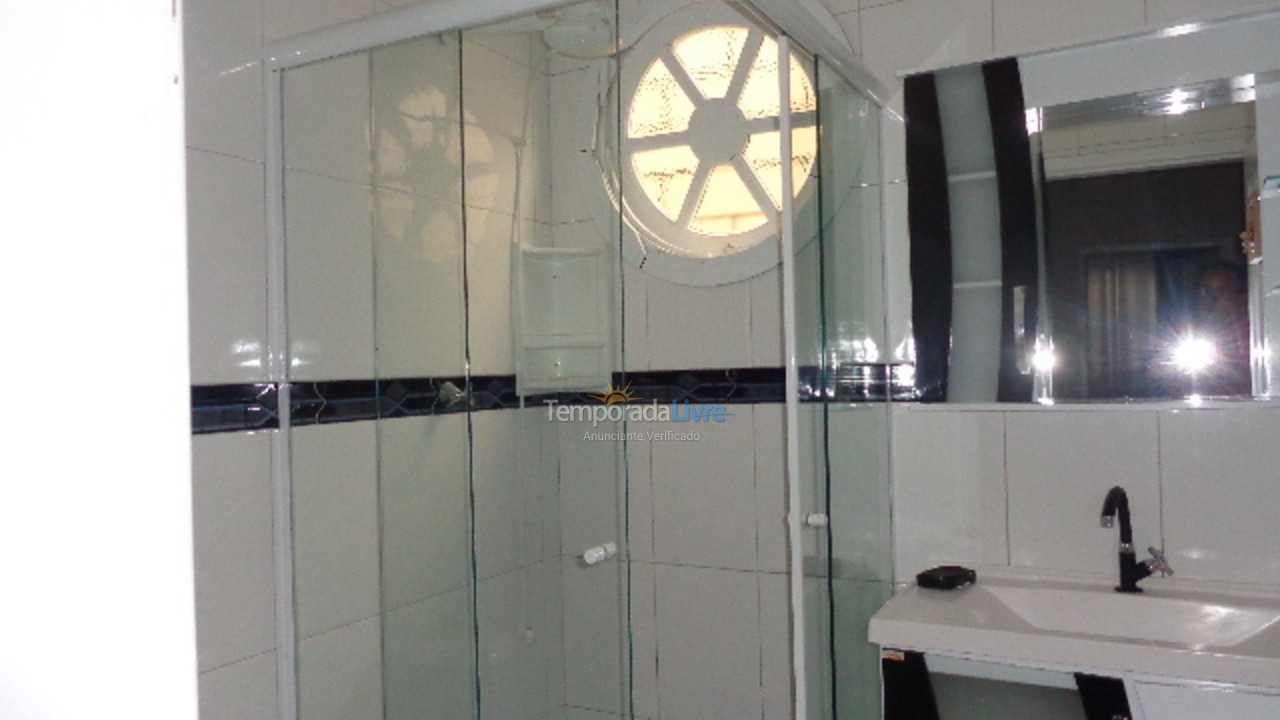 Casa para aluguel de temporada em São Francisco do Sul (Enseada)