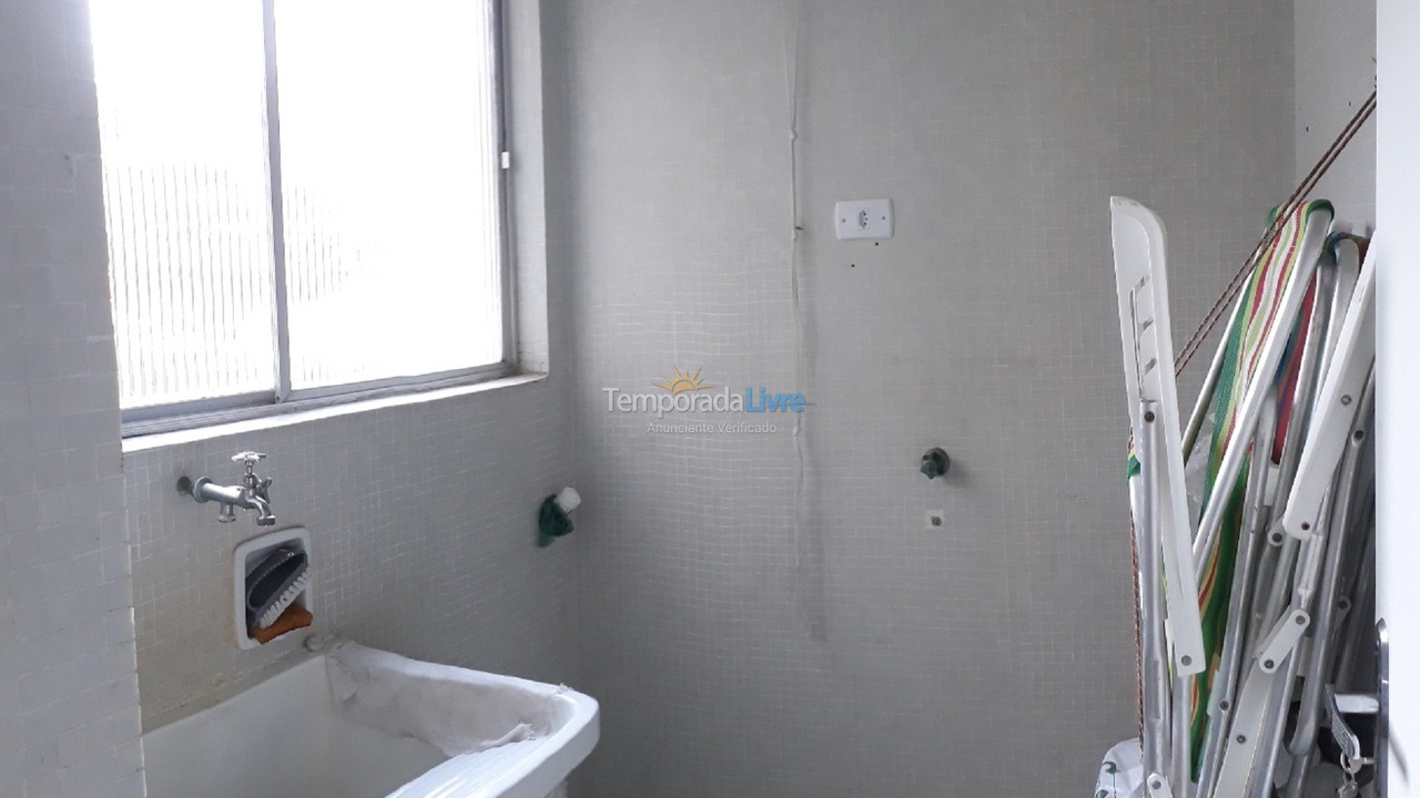 Apartamento para aluguel de temporada em Guarujá (Pitangueiras)