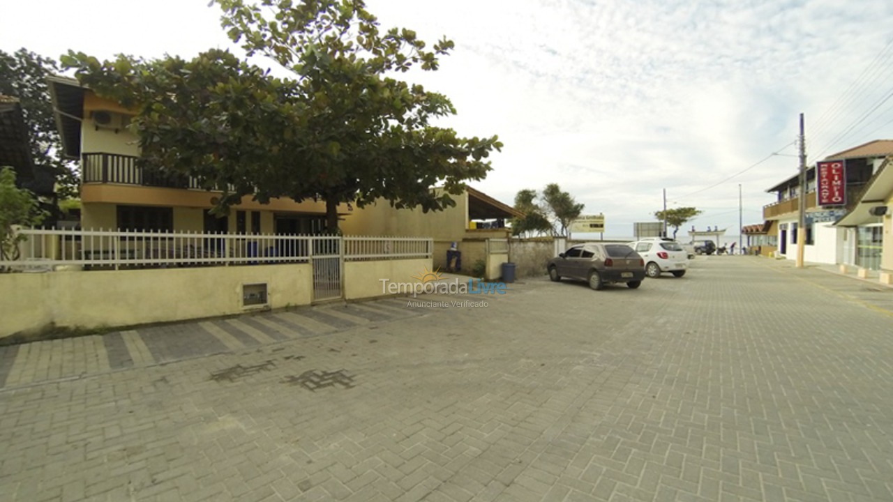 Casa para alquiler de vacaciones em Bombinhas (Praia de Bombas)