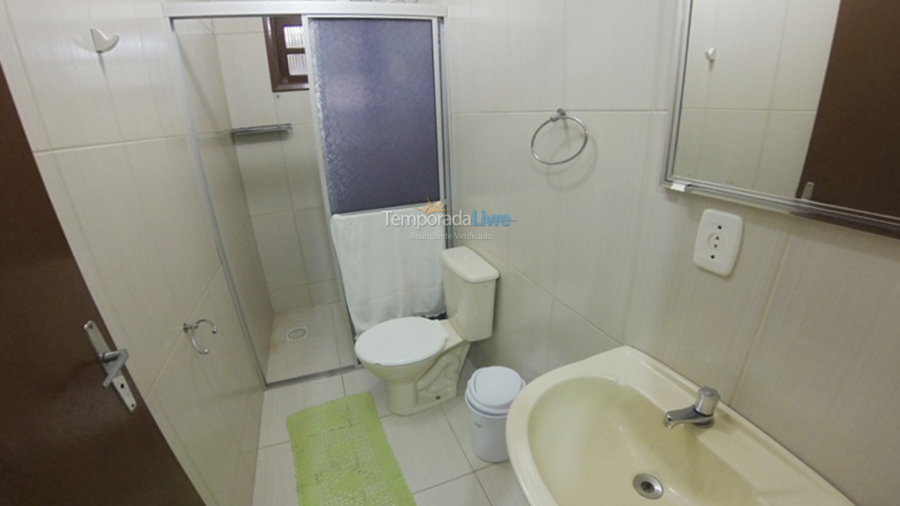 Casa para alquiler de vacaciones em Bombinhas (Praia de Bombas)