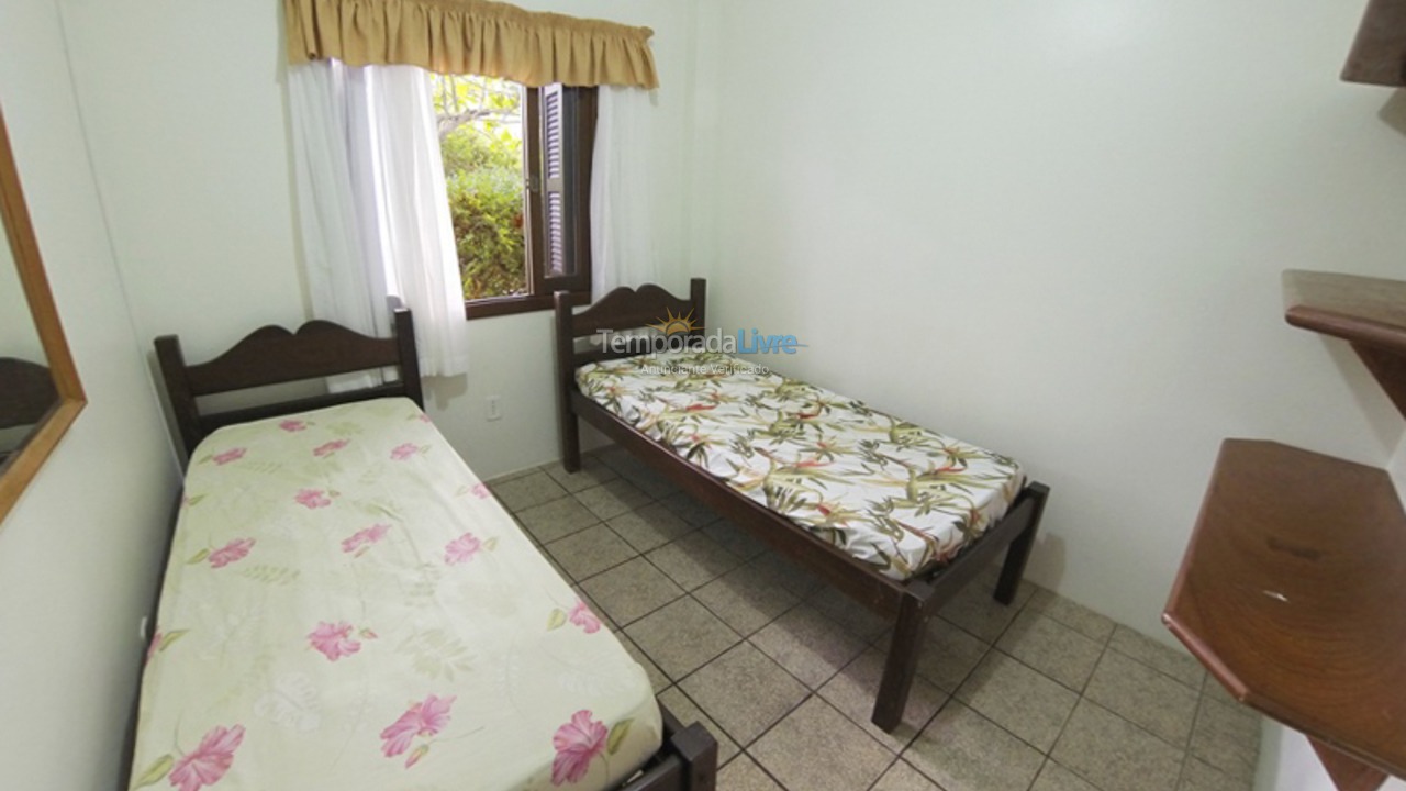 Casa para alquiler de vacaciones em Bombinhas (Praia de Bombas)