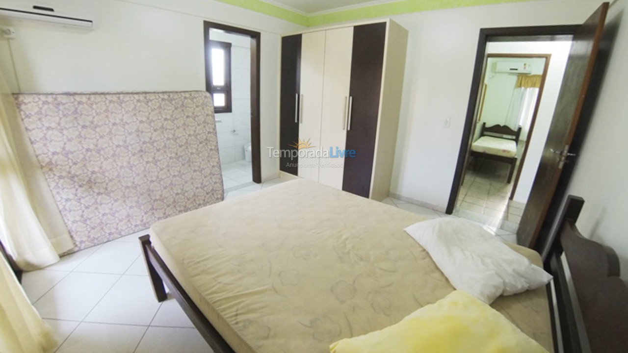 Casa para alquiler de vacaciones em Bombinhas (Praia de Bombas)