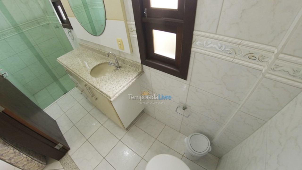 Casa para alquiler de vacaciones em Bombinhas (Praia de Bombas)