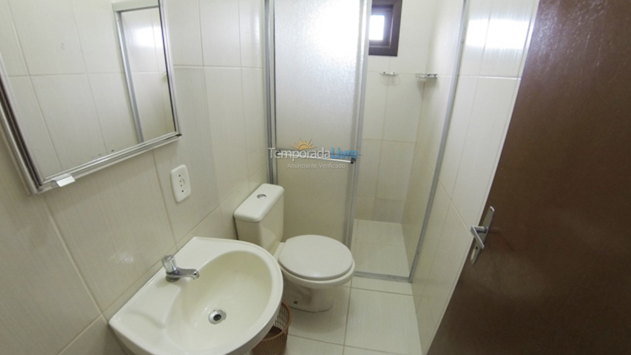 Casa para alquiler de vacaciones em Bombinhas (Praia de Bombas)