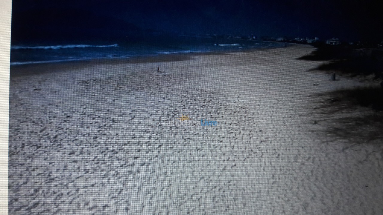 Apartamento para aluguel de temporada em Florianopolis (Praia dos Ingleses)