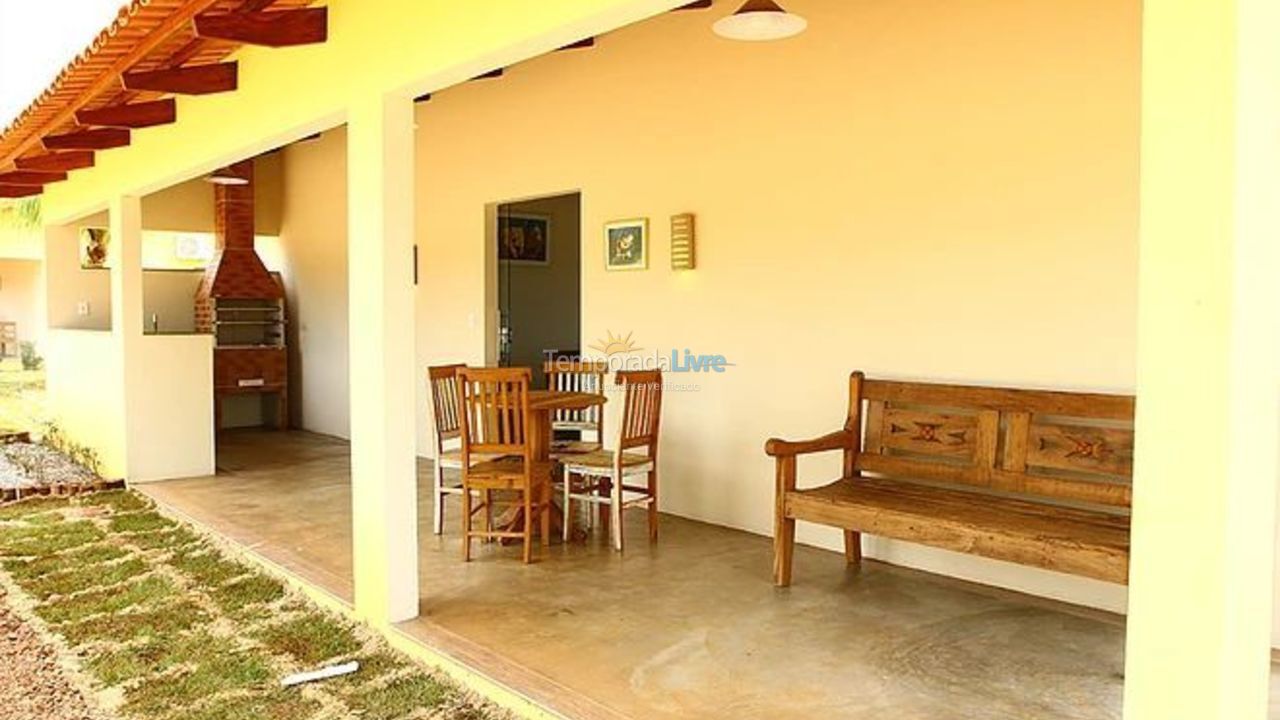 Casa para aluguel de temporada em Uruaçu (Lago Serra da Mesa)